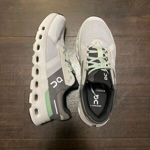 On Cloudrunner 2